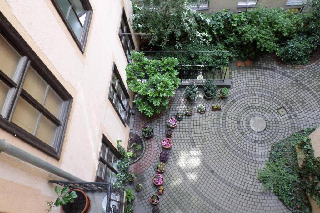 Park Danubes View Central Market Budapest Esterno foto